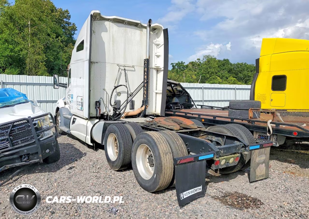 2015 Kenworth Construction T680 VIN:1XKYDP9X1FJ454149 - 2