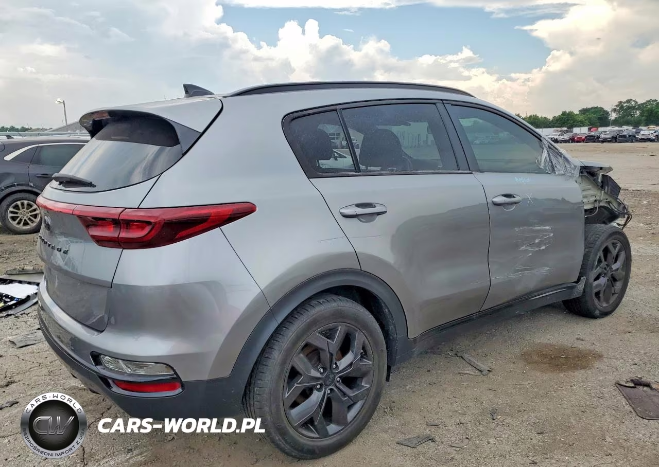 2021 Kia Sportage S VIN:KNDP63AC0M7874627 - 3