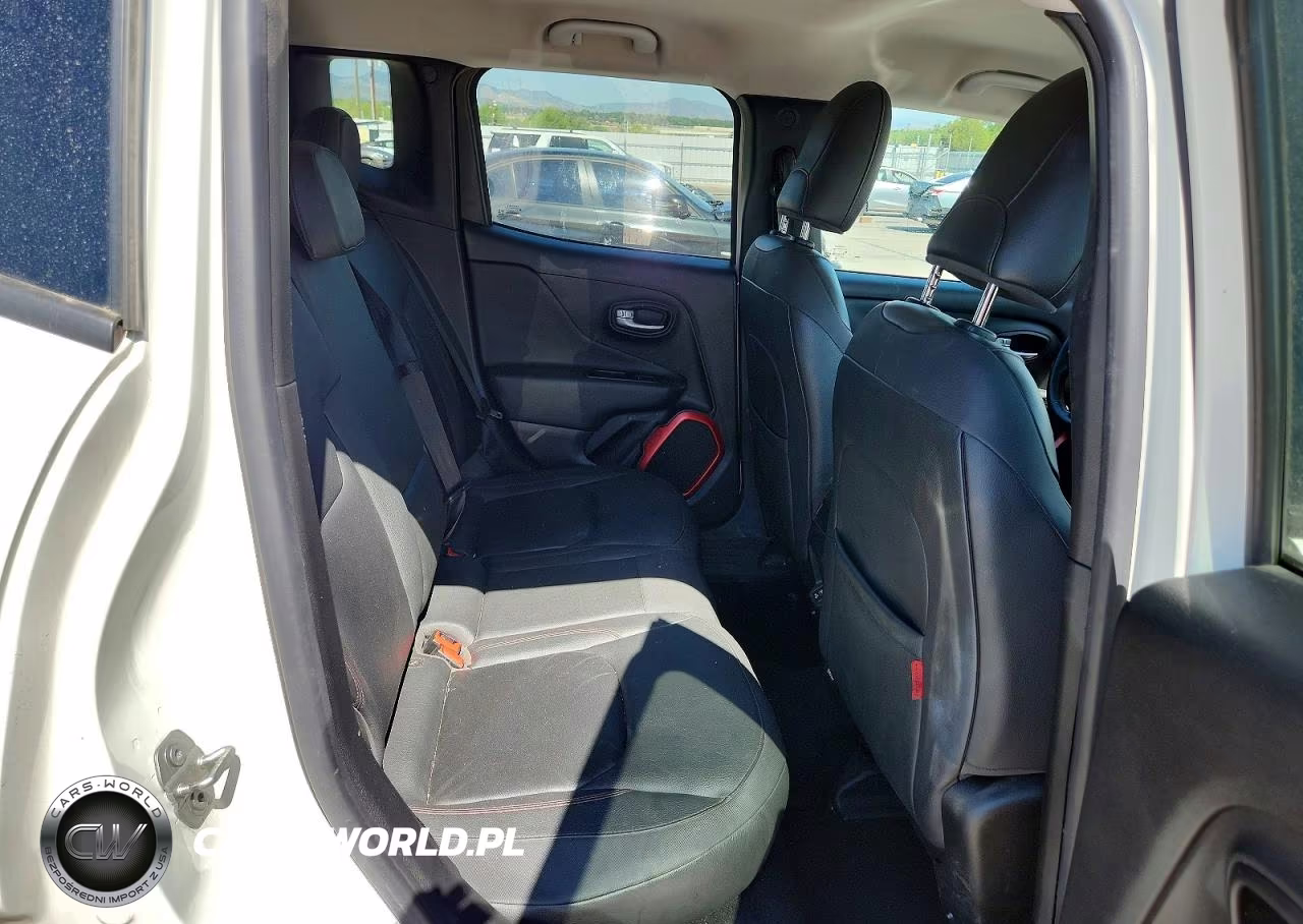 2019 Jeep Renegade Trailhawk VIN:ZACNJBC1XKPK02843 - 11