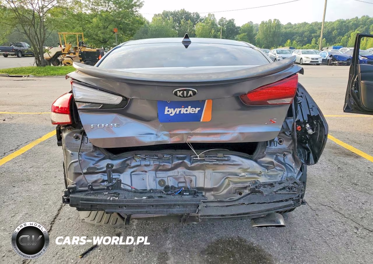 2018 Kia Forte S VIN:3KPFL4A73JE180720 - 6