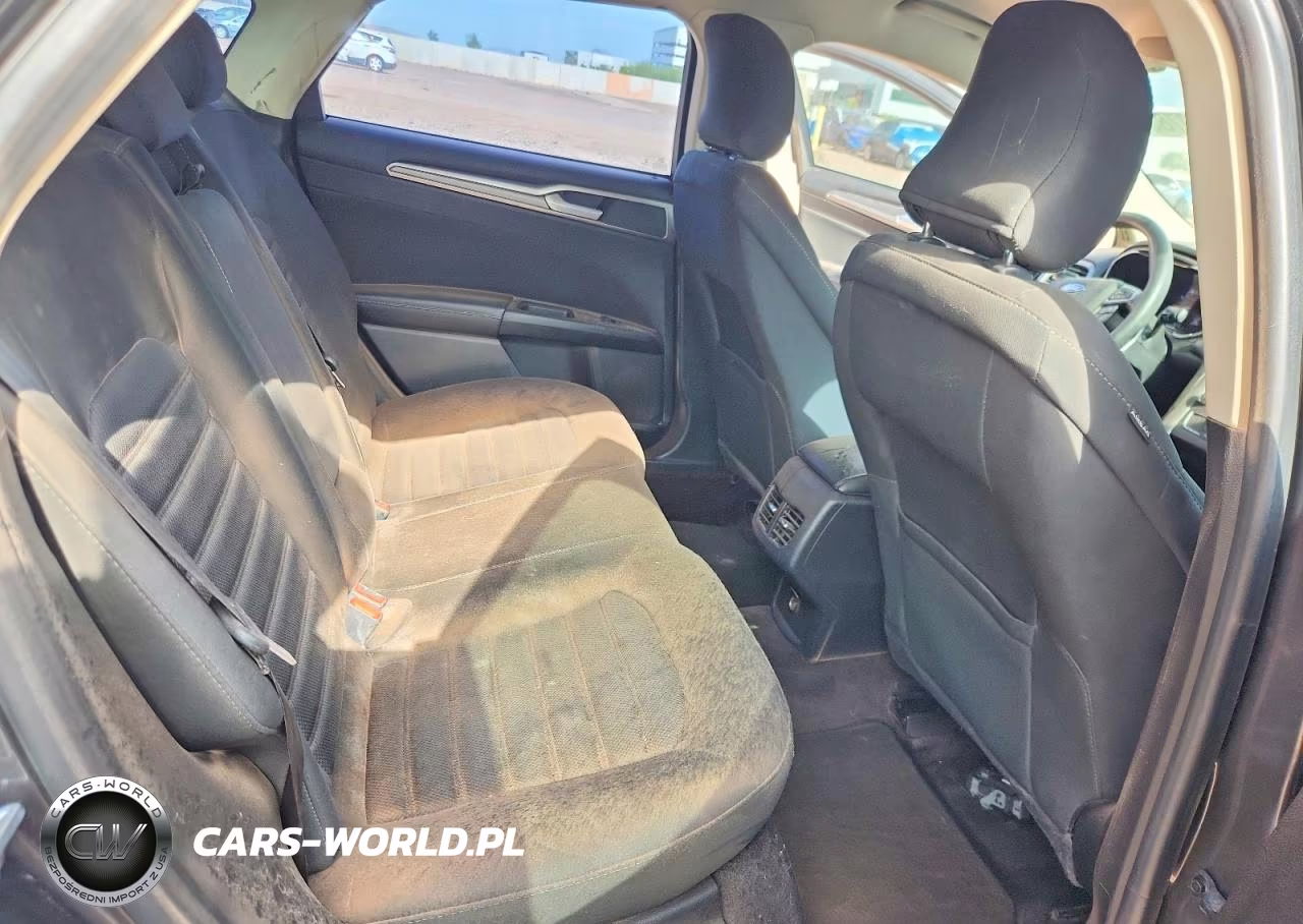 2017 Ford Fusion Se VIN:3FA6P0HD5HR299421 - 10