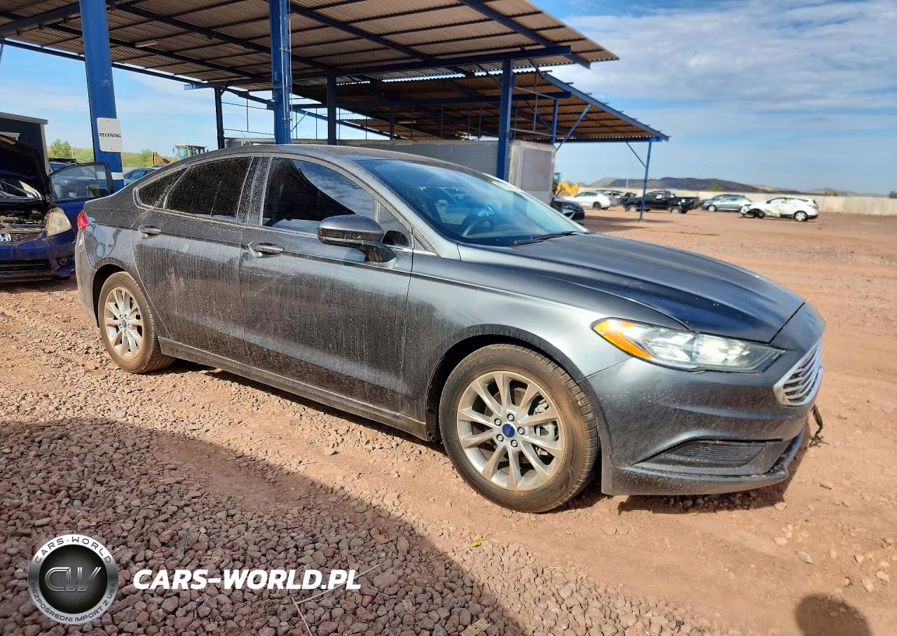 2017 Ford Fusion Se VIN:3FA6P0HD5HR299421 - 4