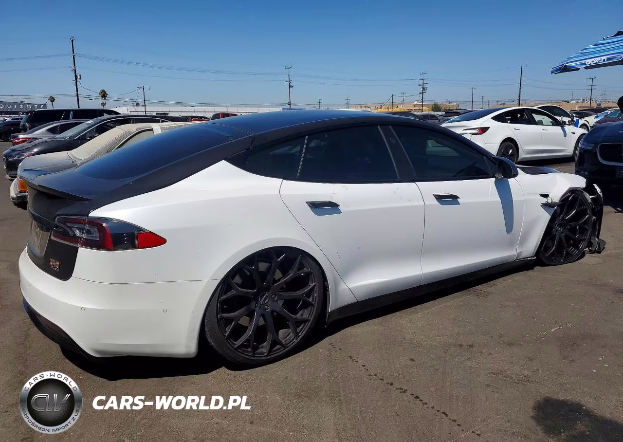 2021 Tesla Model S VIN:5YJSA1E63MF441766 - 3