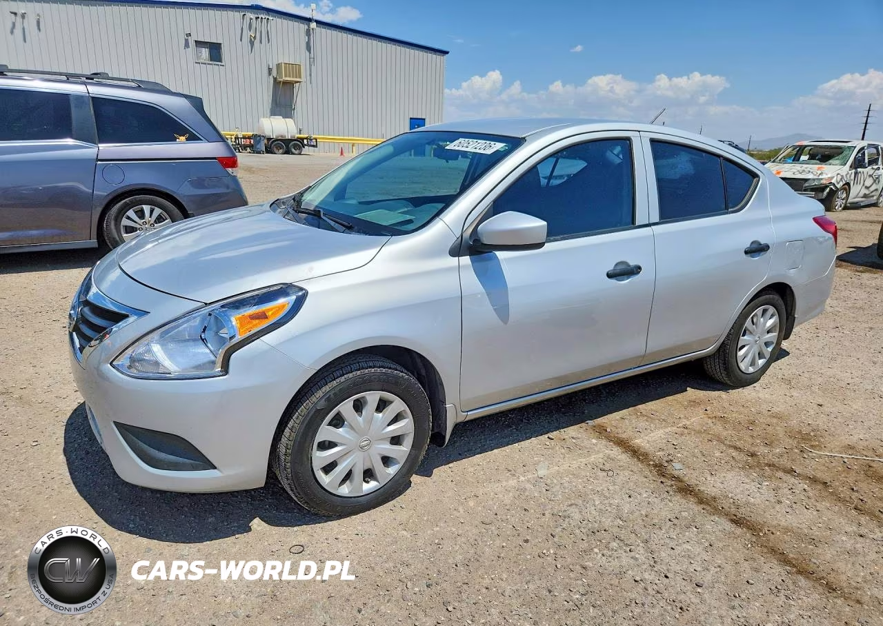 2016 Nissan Versa 1.6 S