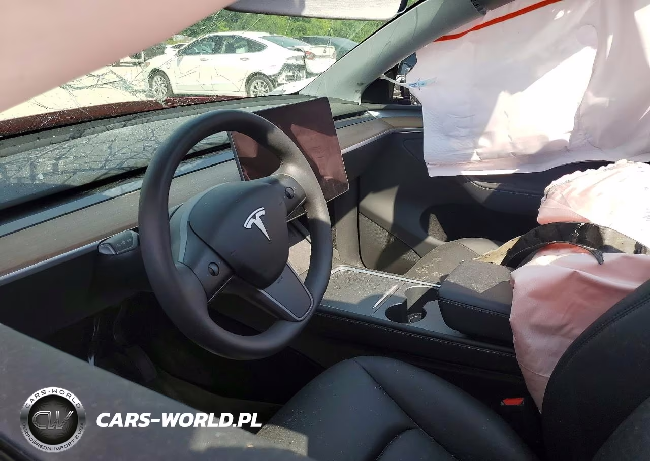 2023 Tesla Model Y VIN:7SAYGDEE2PA127905 - 8