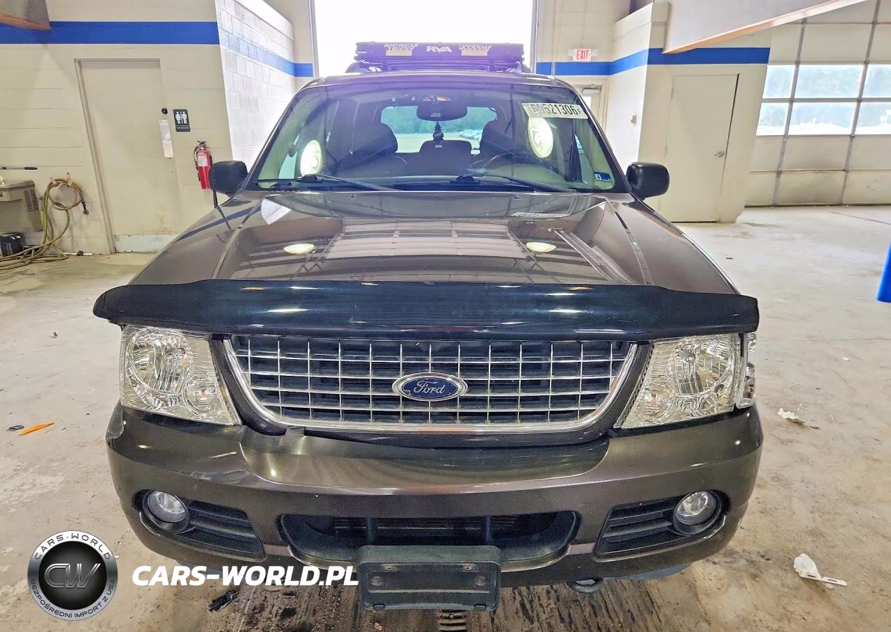 2005 Ford Explorer Xlt VIN:1FMZU73W05UA14805 - 5