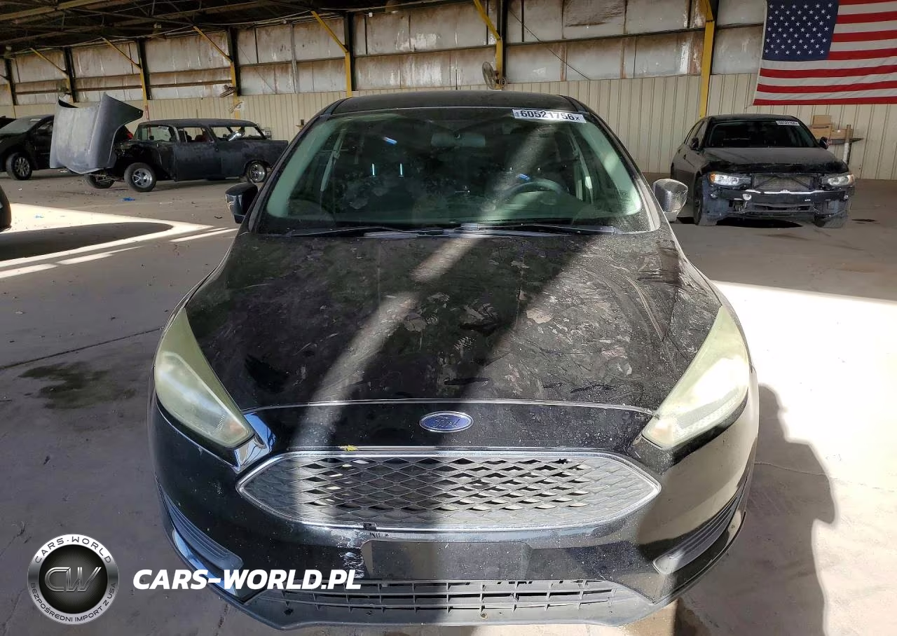 2015 Ford Focus Se VIN:1FADP3K21FL338582 - 5