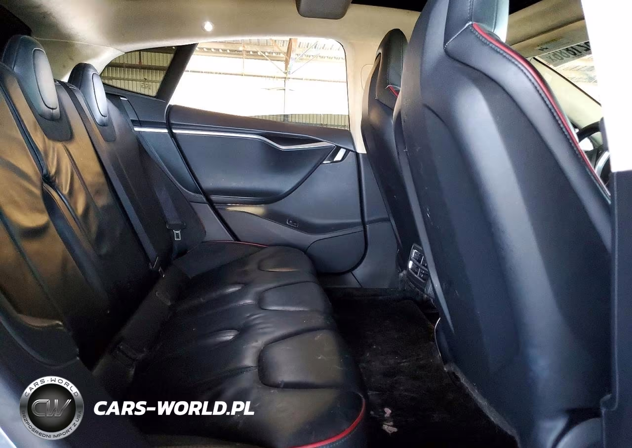 2015 Tesla Model S VIN:5YJSA1DP9CFP02763 - 10