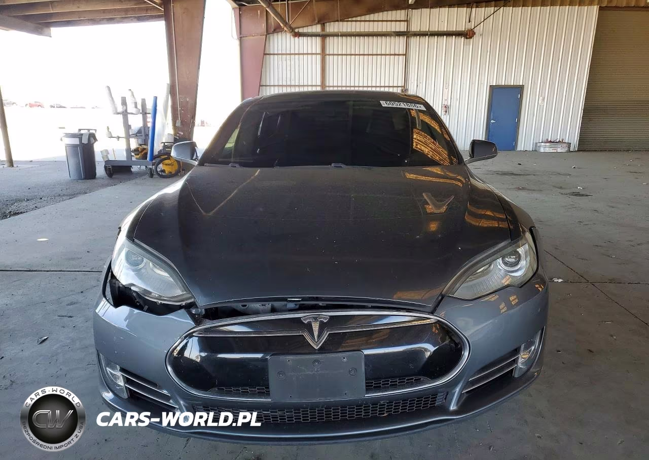 2015 Tesla Model S VIN:5YJSA1DP9CFP02763 - 5