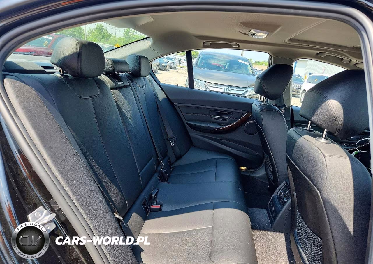 2015 BMW 328 Xi VIN:WBA3B3G58FNR88339 - 10