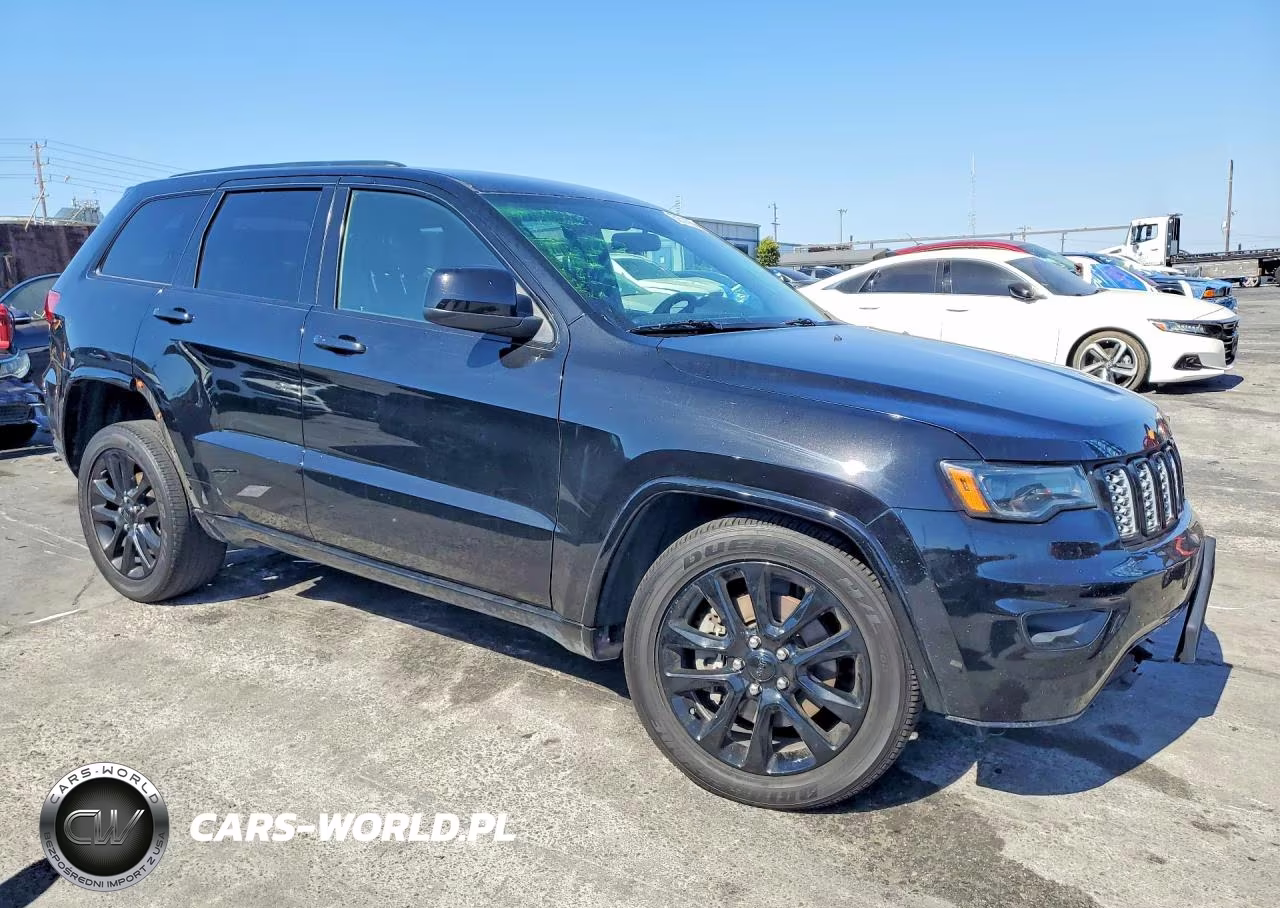 2021 Jeep Grand Cherokee Laredo VIN:1C4RJFAGXMC516244 - 4