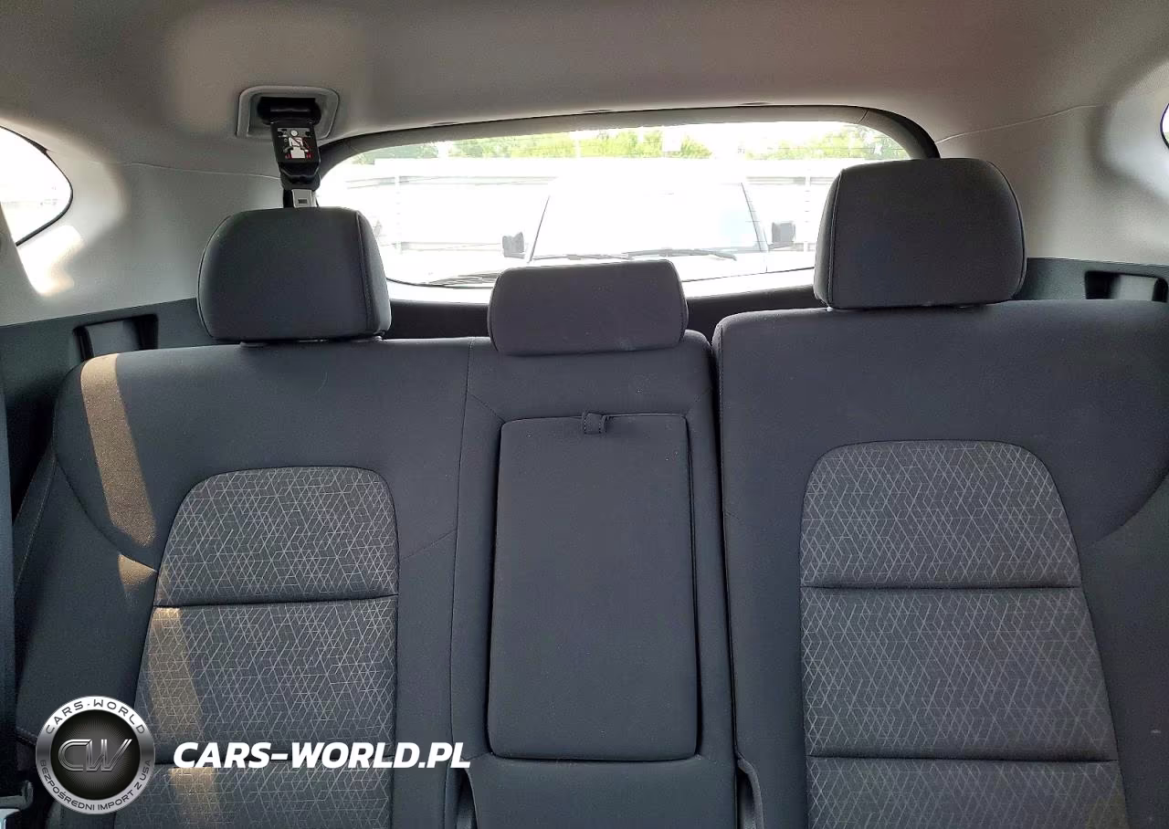 2017 Hyundai Tucson Sport VIN:KM8J33A27HU352215 - 10