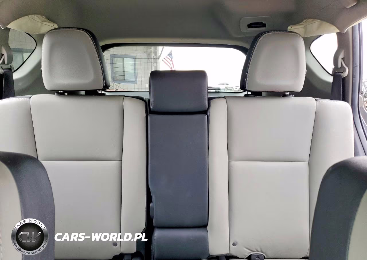 2016 Toyota Rav4 Limited VIN:JTMYFREV8GJ062051 - 10
