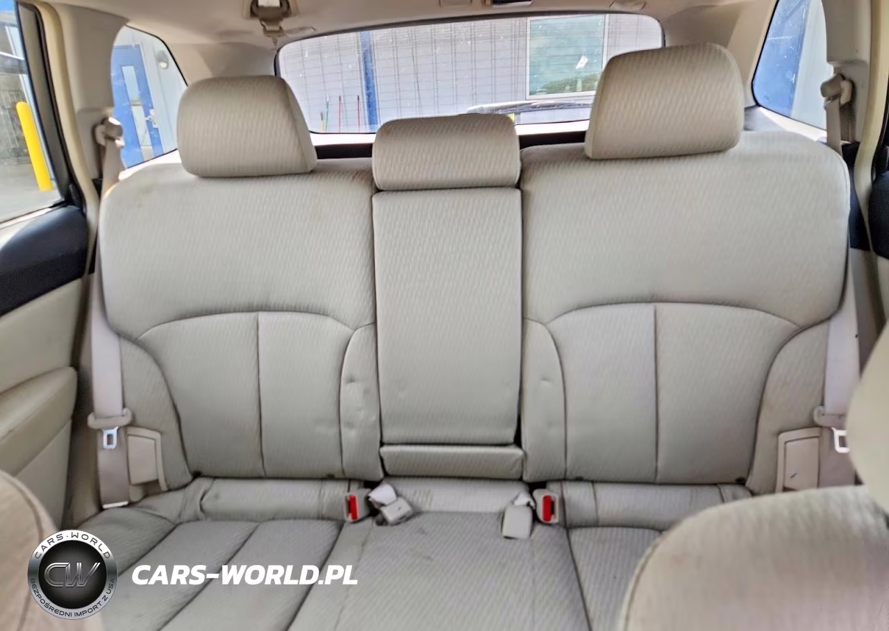 2011 Subaru Outback 2.5I VIN:4S4BRCAC9B1360806 - 10