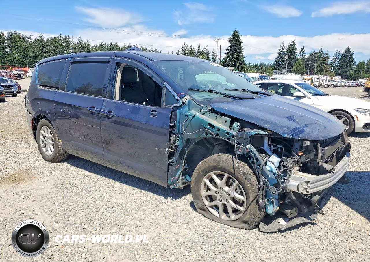 2024 Chrysler Pacifica Touring L VIN:2C4RC1BG1RR199853 - 4