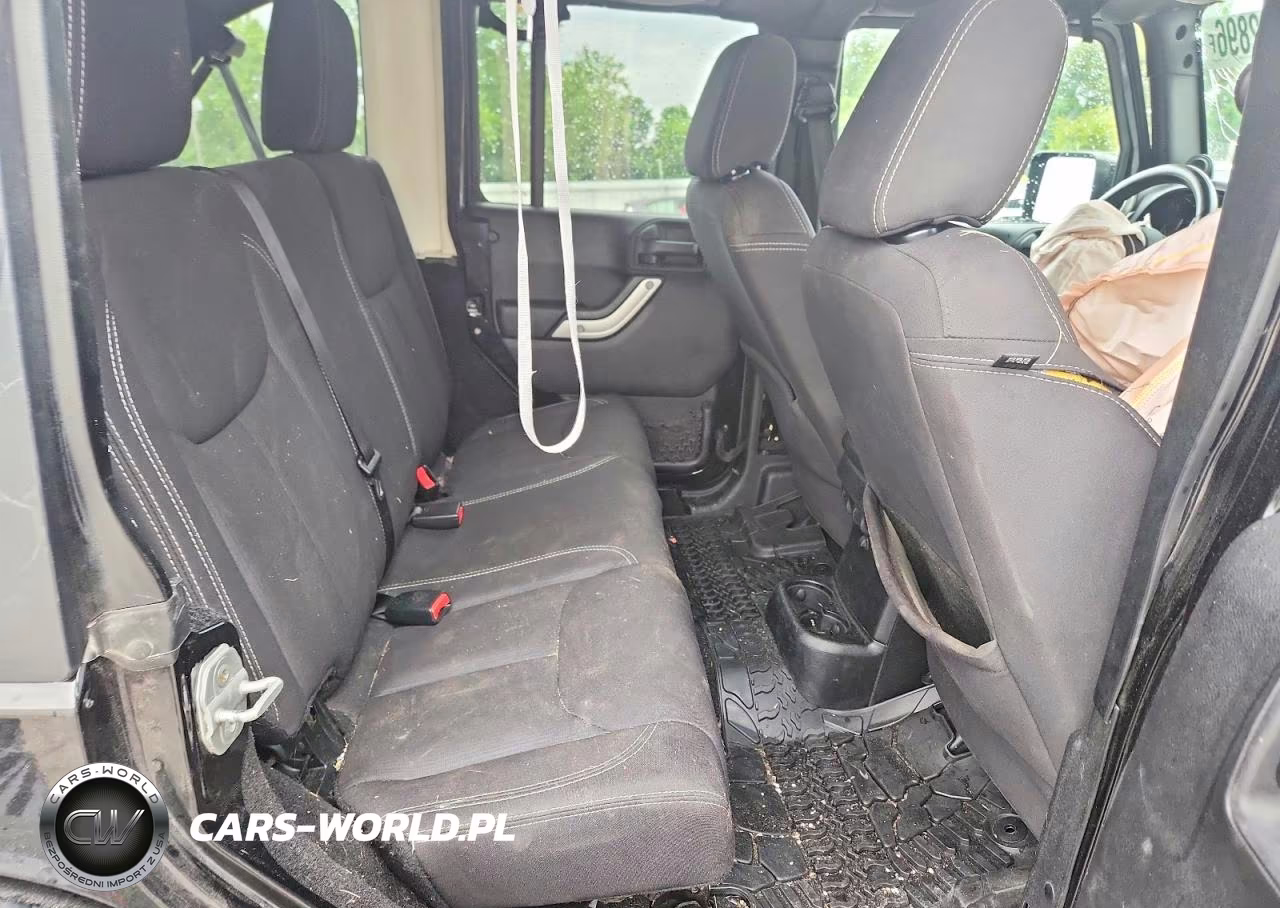 2013 Jeep Wrangler Unlimited Sahara VIN:1C4HJWEG2DL547123 - 11