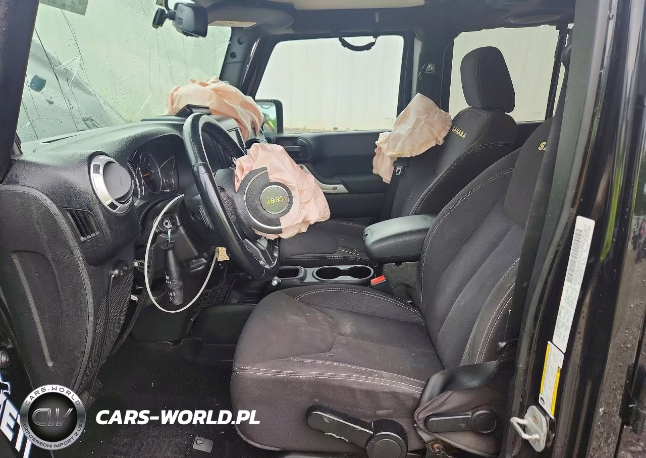 2013 Jeep Wrangler Unlimited Sahara VIN:1C4HJWEG2DL547123 - 7
