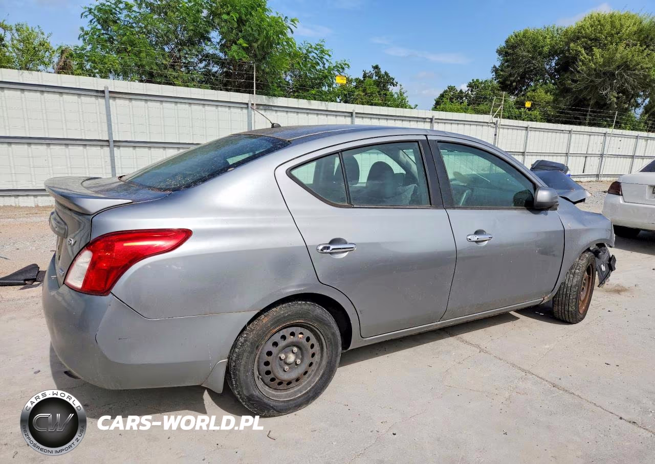2013 Nissan Versa 1.6 S VIN:3N1CN7AP0DL833473 - 3