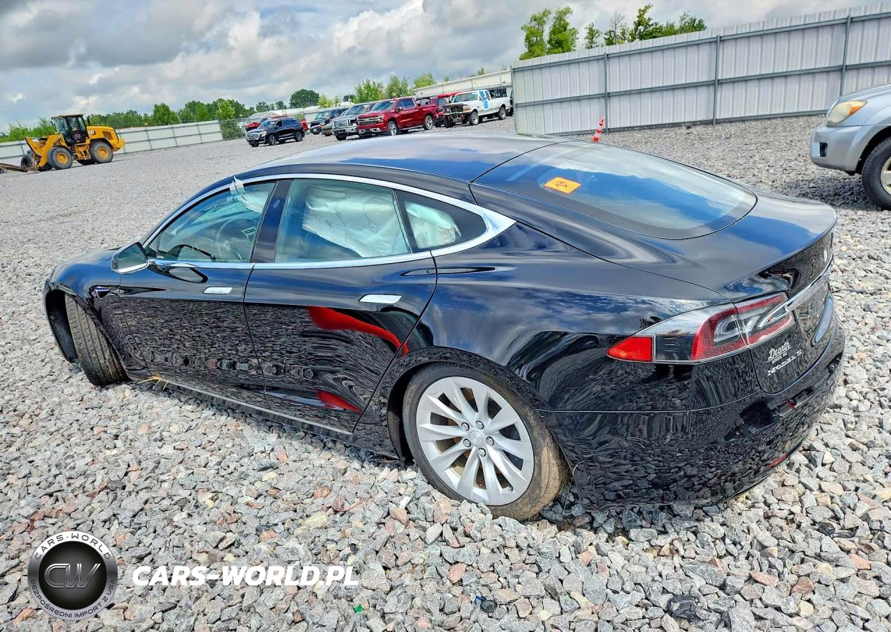 2018 Tesla Model S VIN:5YJSA1E28JF248831 - 2