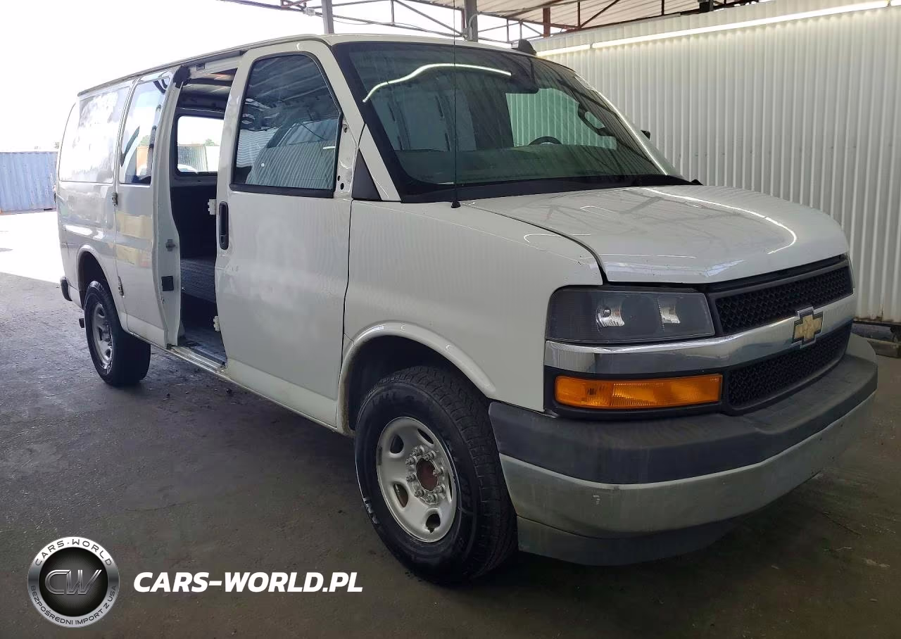 2020 Chevrolet Express 2500 Cargo Delivery Van VIN:1GCWGAFG4L1226816 - 4