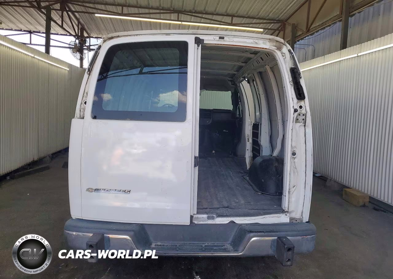 2020 Chevrolet Express 2500 Cargo Delivery Van VIN:1GCWGAFG4L1226816 - 6
