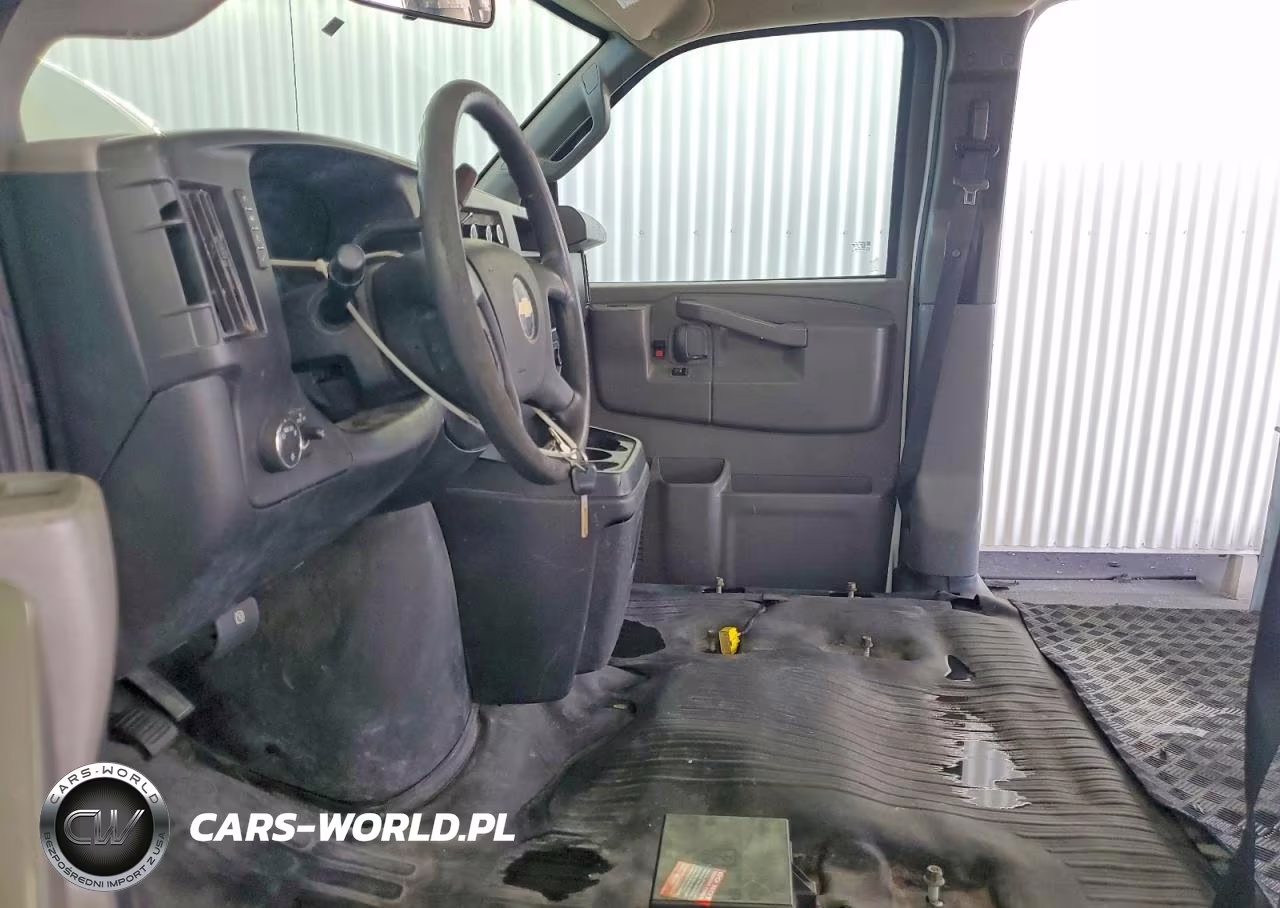 2020 Chevrolet Express 2500 Cargo Delivery Van VIN:1GCWGAFG4L1226816 - 7