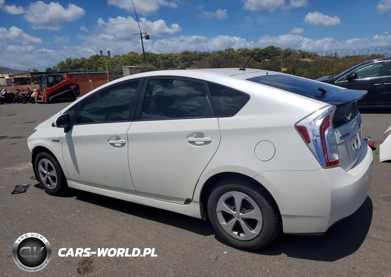 2015 Toyota Prius One VIN:JTDKN3DU7F0456935 - 2