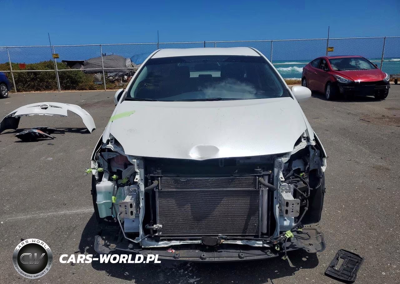 2015 Toyota Prius One VIN:JTDKN3DU7F0456935 - 5