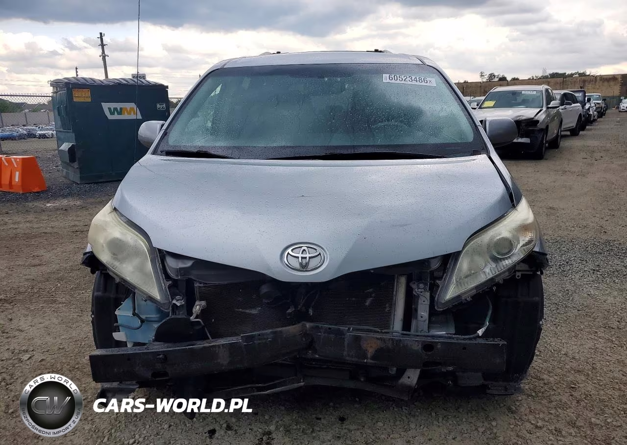 2014 Toyota Sienna Le VIN:5TDKK3DC9ES478852 - 5