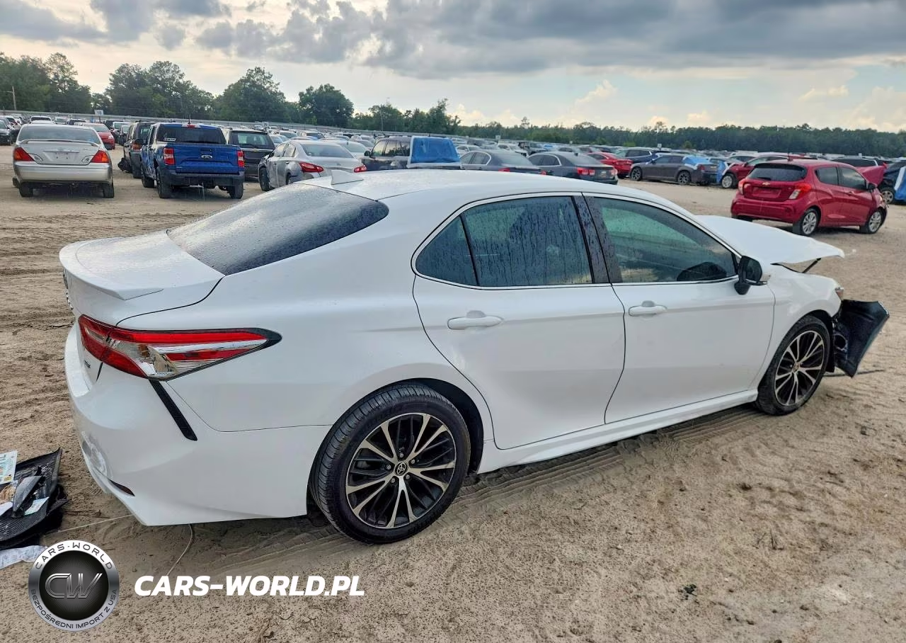 2020 Toyota Camry Se VIN:4T1M11AK1LU395268 - 3