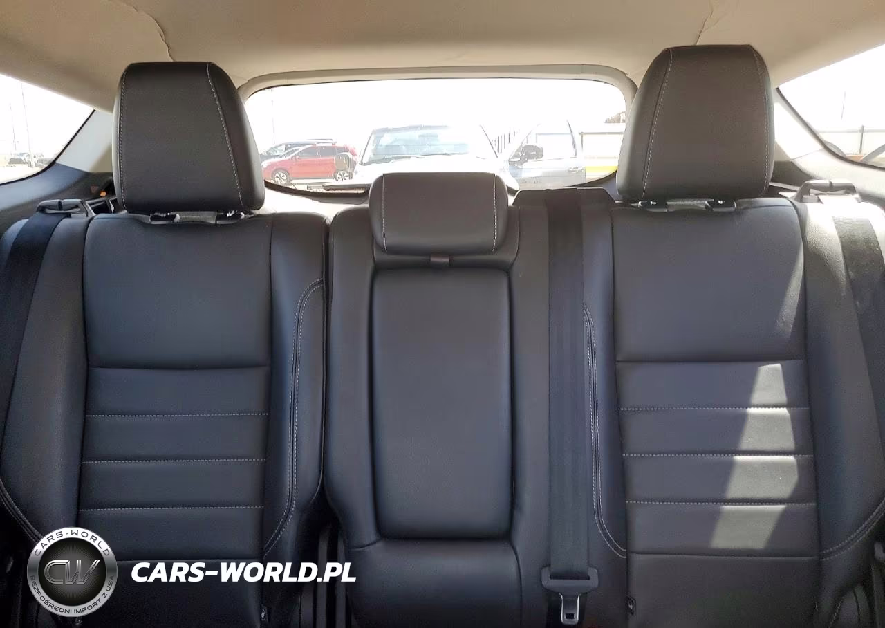 2016 Ford Escape Titanium VIN:1FMCU0J9XGUB36701 - 10
