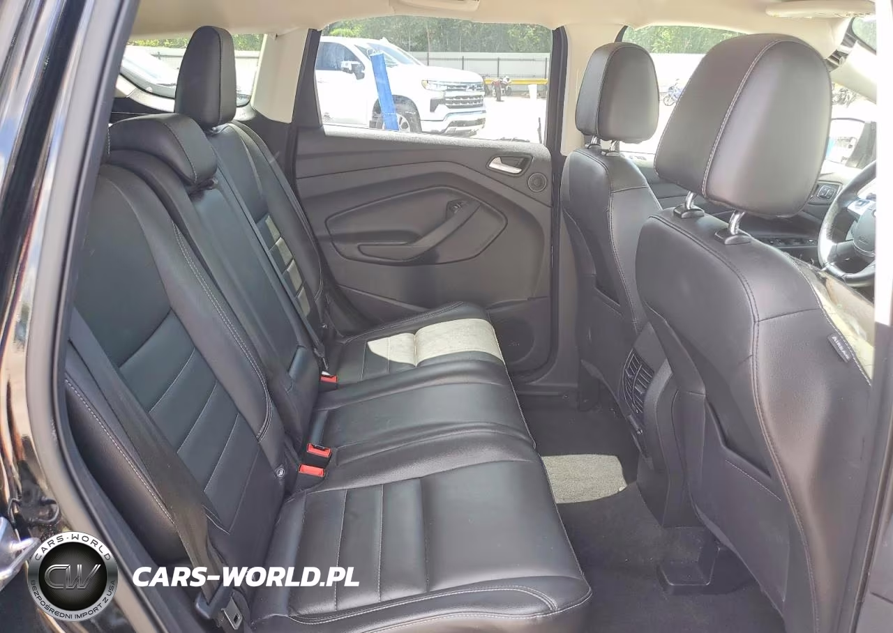 2016 Ford Escape Titanium VIN:1FMCU0J9XGUB36701 - 11