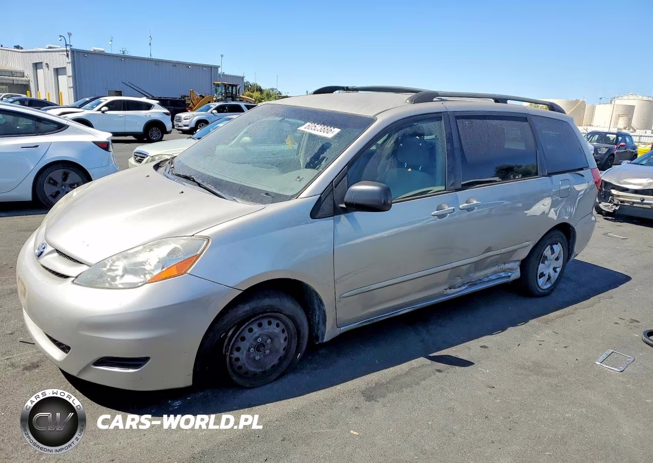 2008 Toyota Sienna Le 8-Passenger – zdjęcie 1 z 12