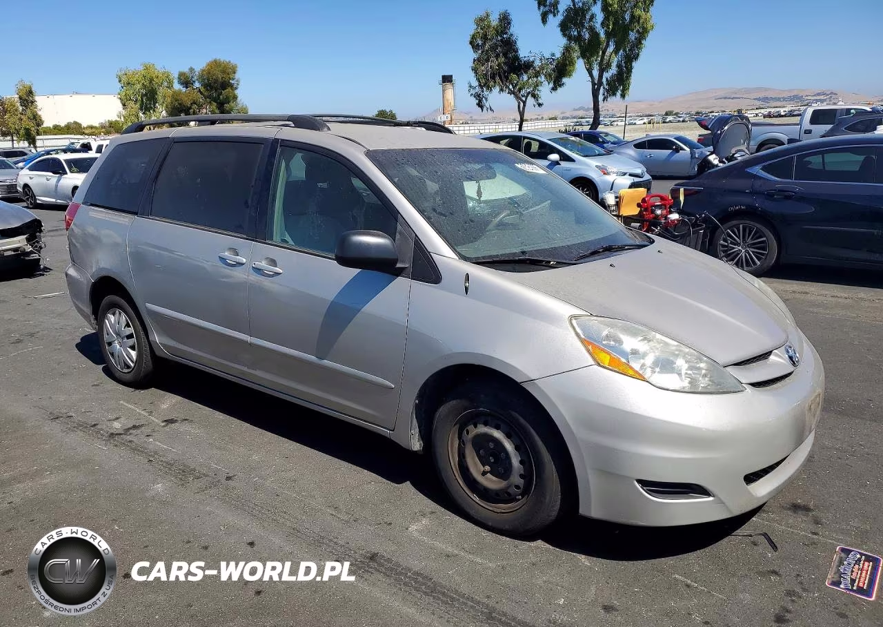 2008 Toyota Sienna Le 8-Passenger VIN:5TDZK23CX8S115796 - 4