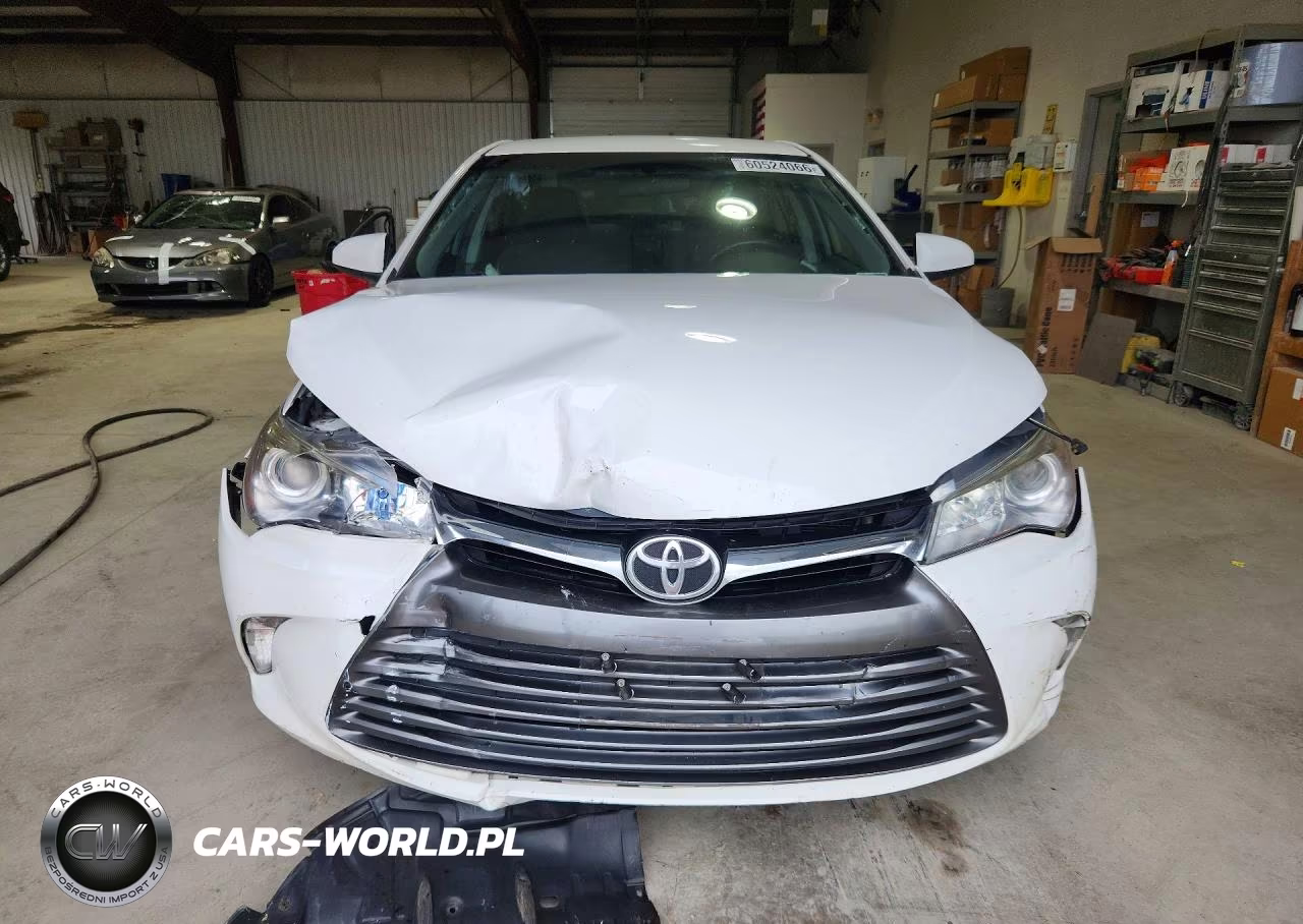 2017 Toyota Camry Le VIN:4T1BF1FK5HU424795 - 5