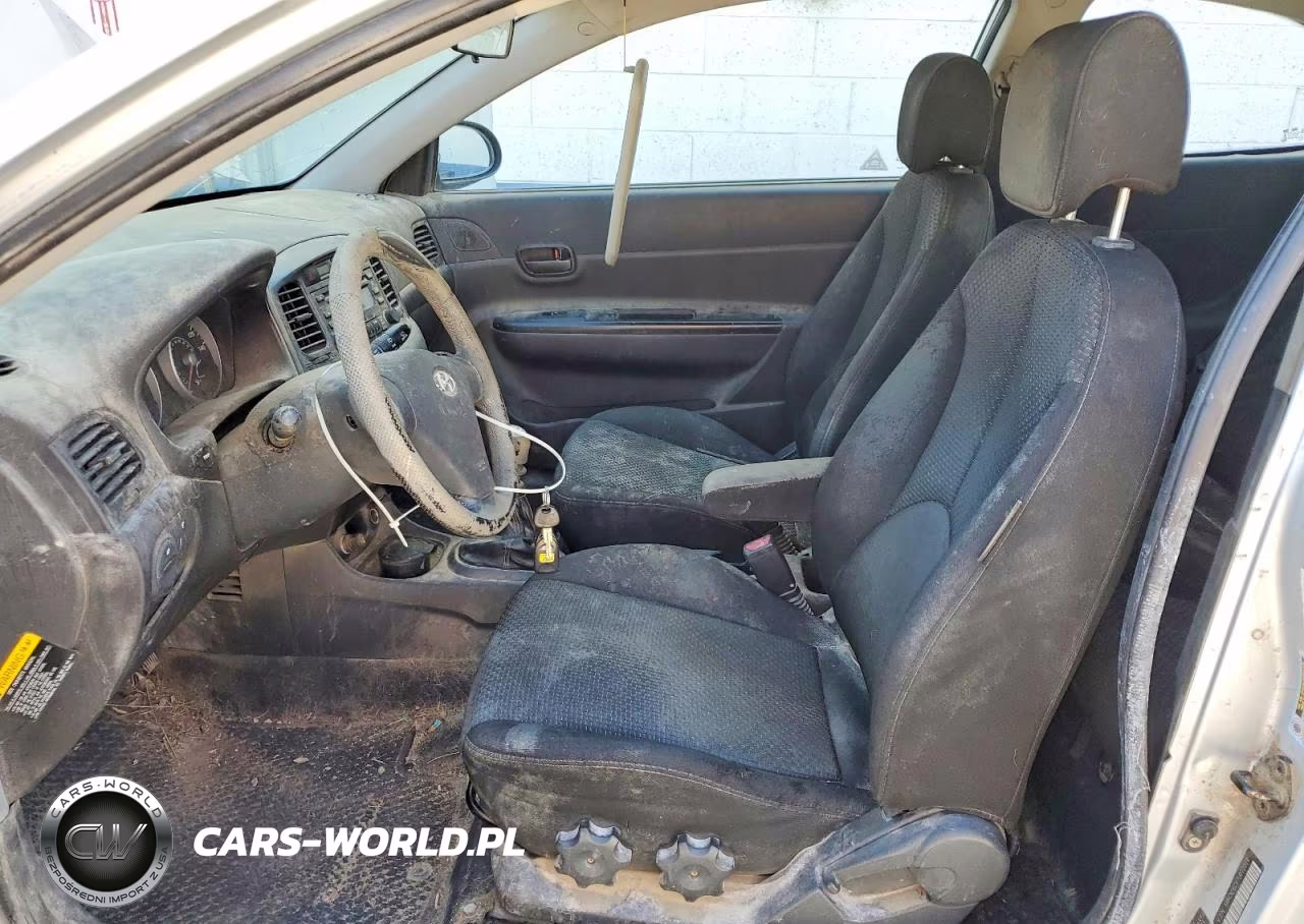 2007 Hyundai Accent VIN:KMHCN36C47U012314 - 7