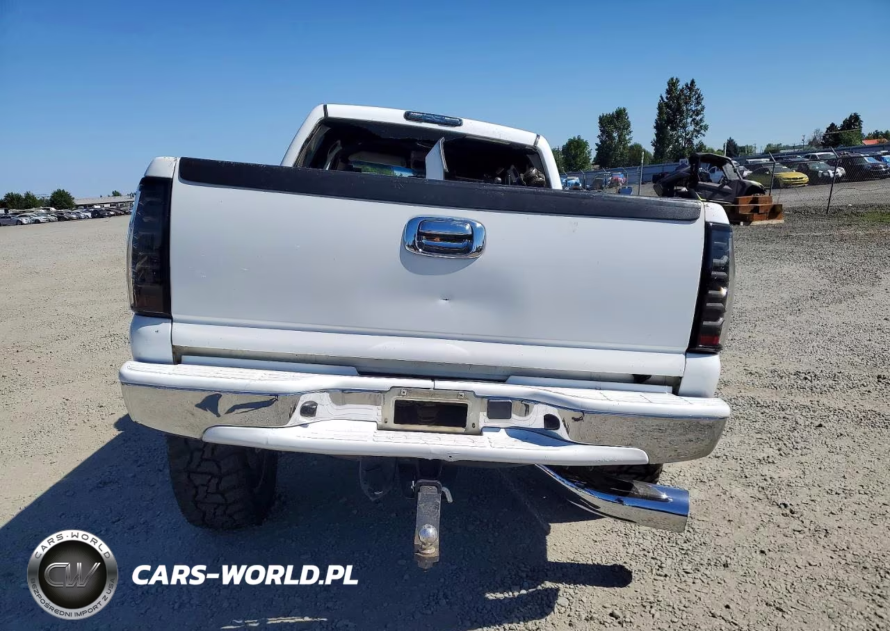 2005 GMC Sierra K2500 Heavy Duty VIN:1GTHK23215F876084 - 6