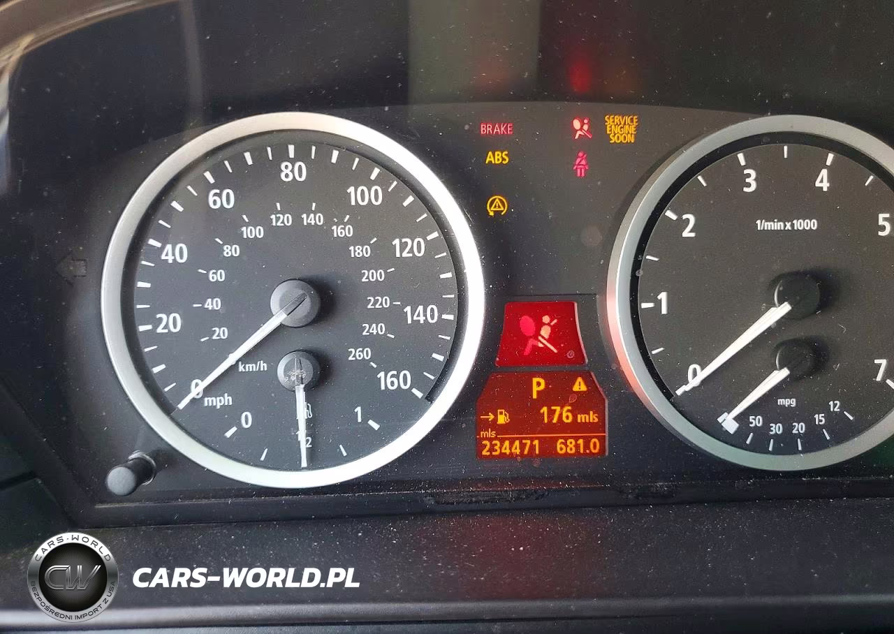 2005 BMW 530 VIN:WBANA73505B817917 - 9
