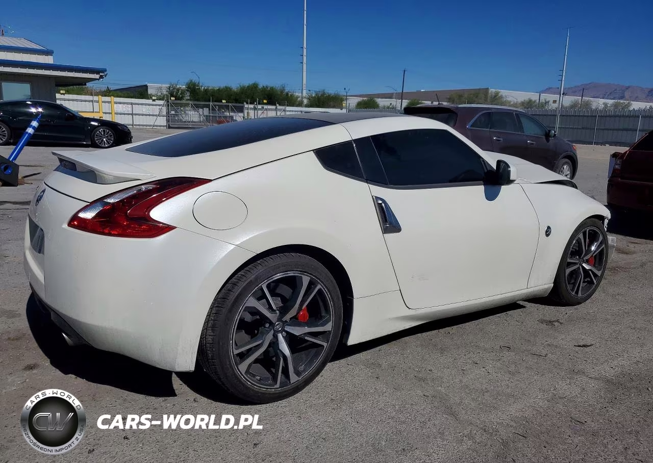 2019 Nissan 370Z Base VIN:JN1AZ4EH9KM422492 - 3