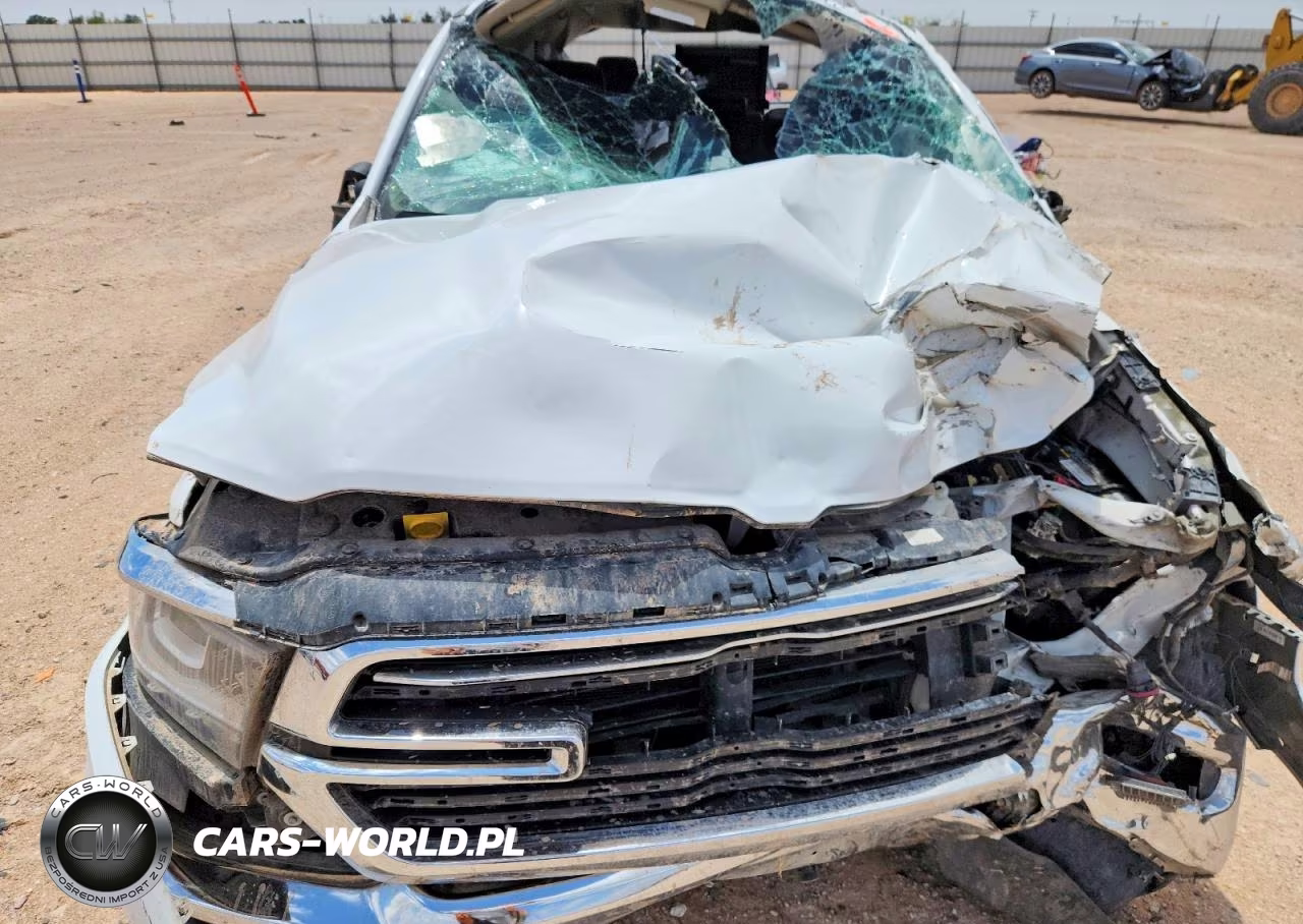 2021 Ram 1500 Laramie VIN:1C6SRFJT1MN538300 - 11