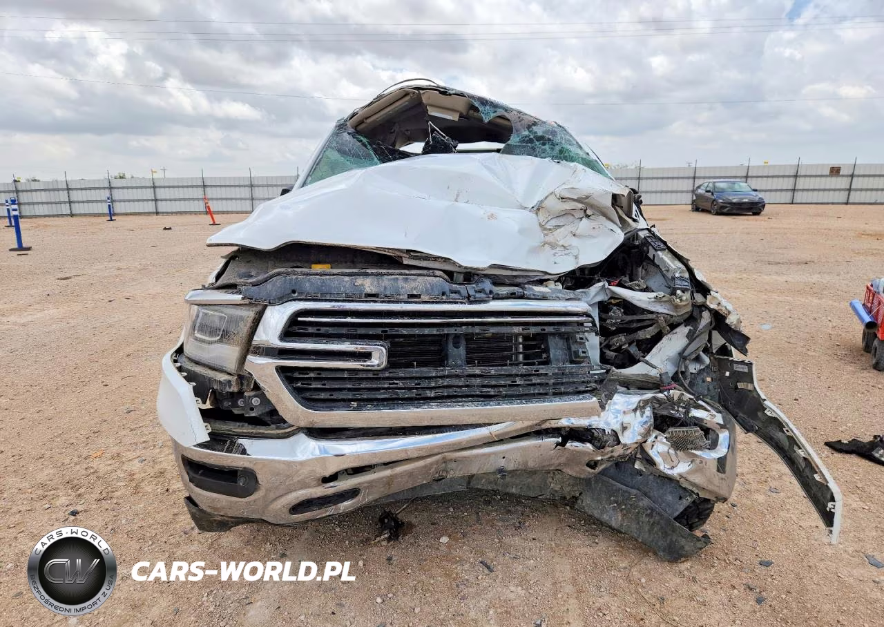 2021 Ram 1500 Laramie VIN:1C6SRFJT1MN538300 - 5