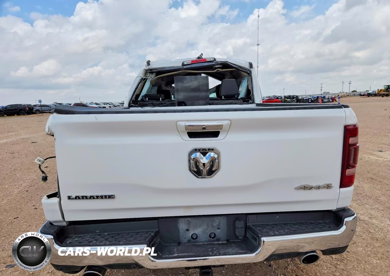2021 Ram 1500 Laramie VIN:1C6SRFJT1MN538300 - 6