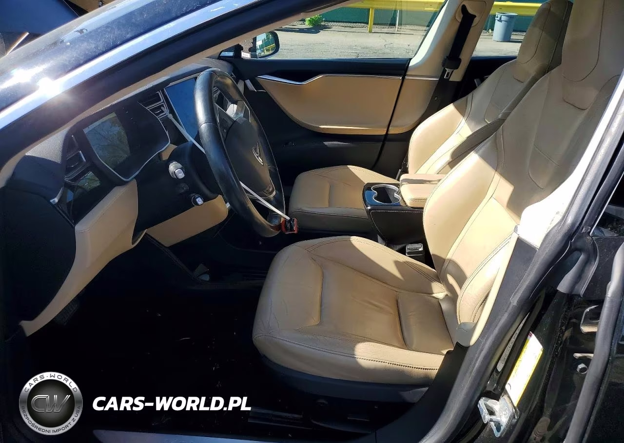 2015 Tesla Model S VIN:5YJSA1E25FF112714 - 7