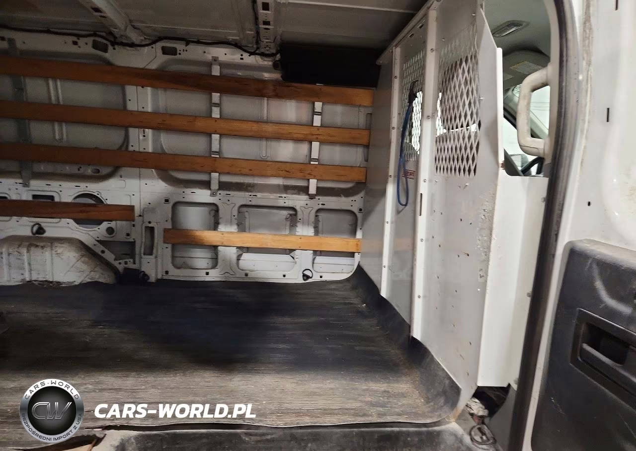 2015 Ford Transit 250 Delivery Van VIN:1FTNR1ZM6FKA88895 - 10
