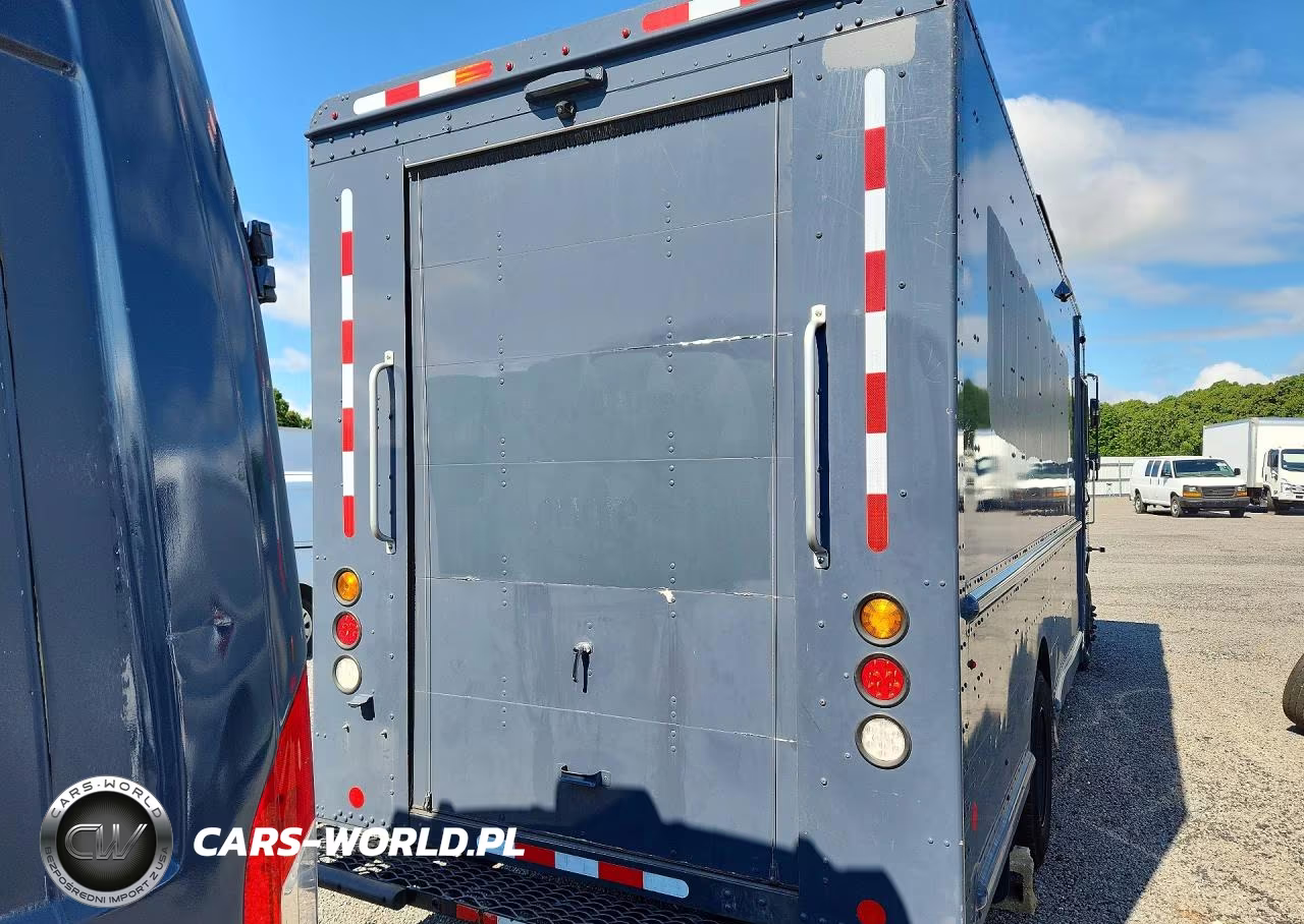 2020 Freightliner Chassis M Line Walk-In Van VIN:4UZAC2EA5LCMH7946 - 6