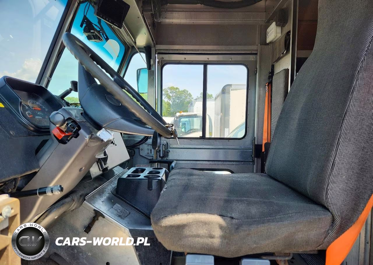 2020 Freightliner Chassis M Line Walk-In Van VIN:4UZAC2EA5LCMH7946 - 7