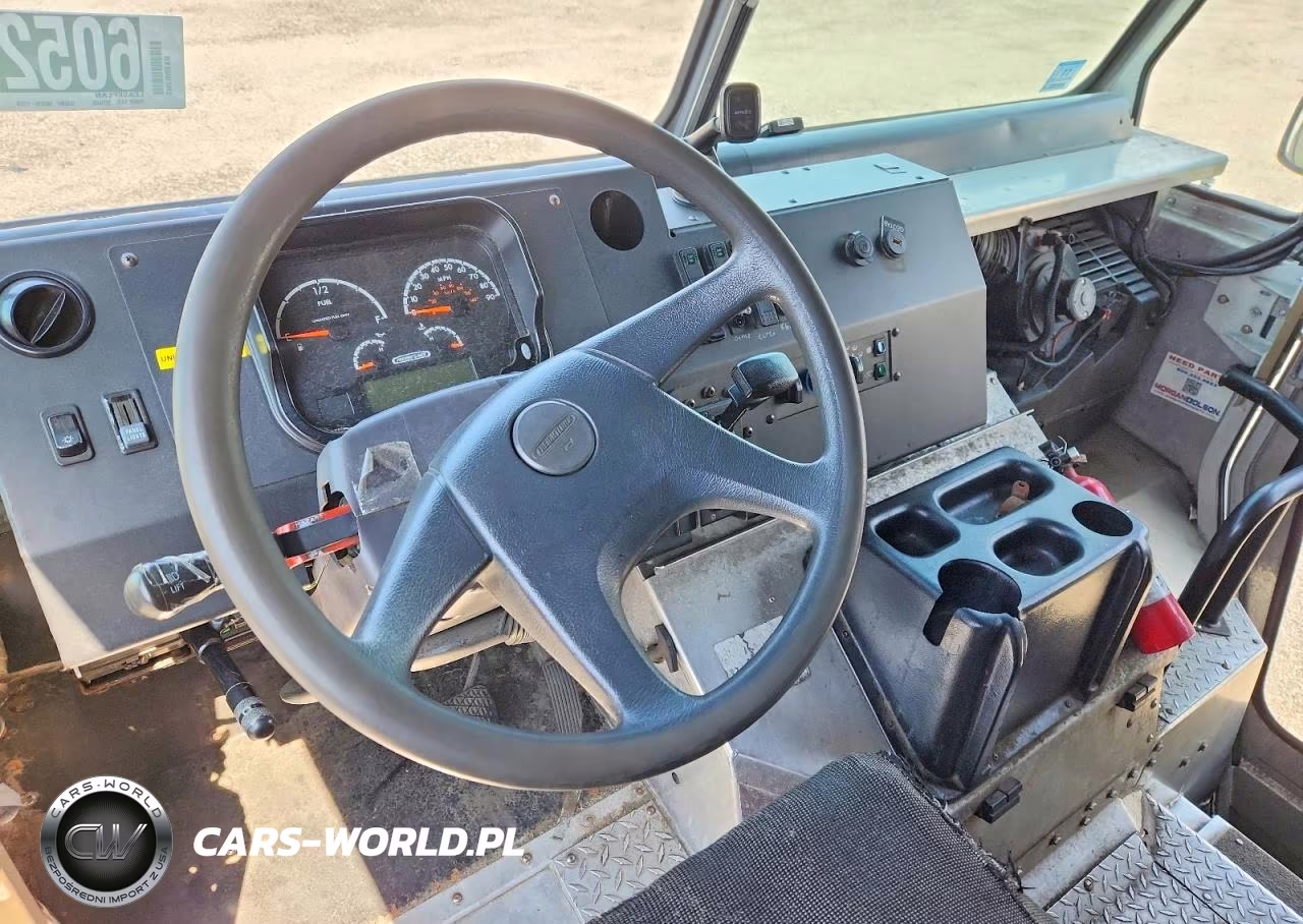 2020 Freightliner Chassis M Line Walk-In Van VIN:4UZAC2EA5LCMH7946 - 8