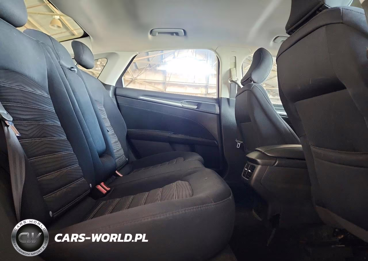 2016 Ford Fusion Se VIN:3FA6P0H71GR194710 - 10