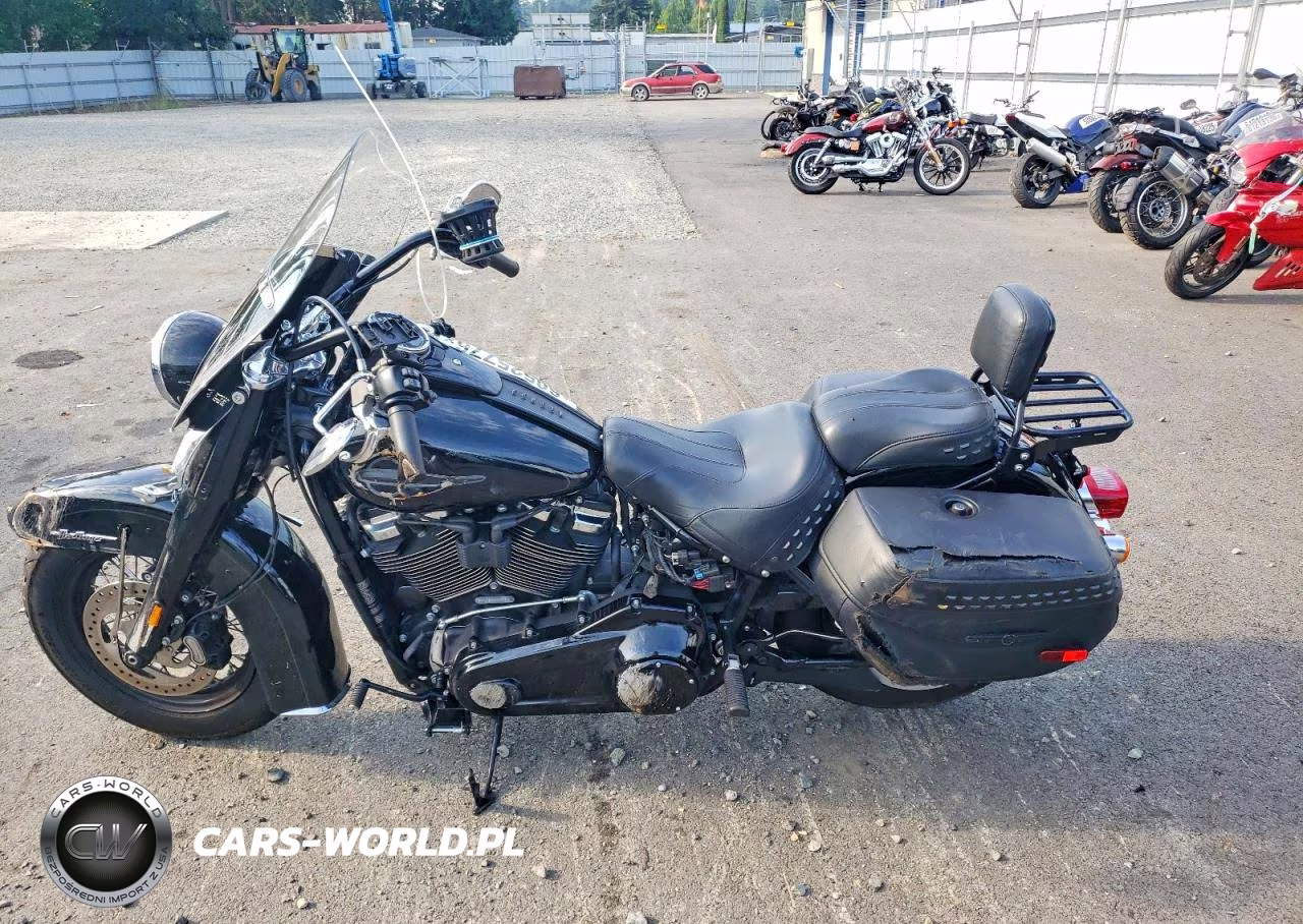2019 Harley-Davidson Flhc VIN:1HD1YAJ2XKB029238 - 3