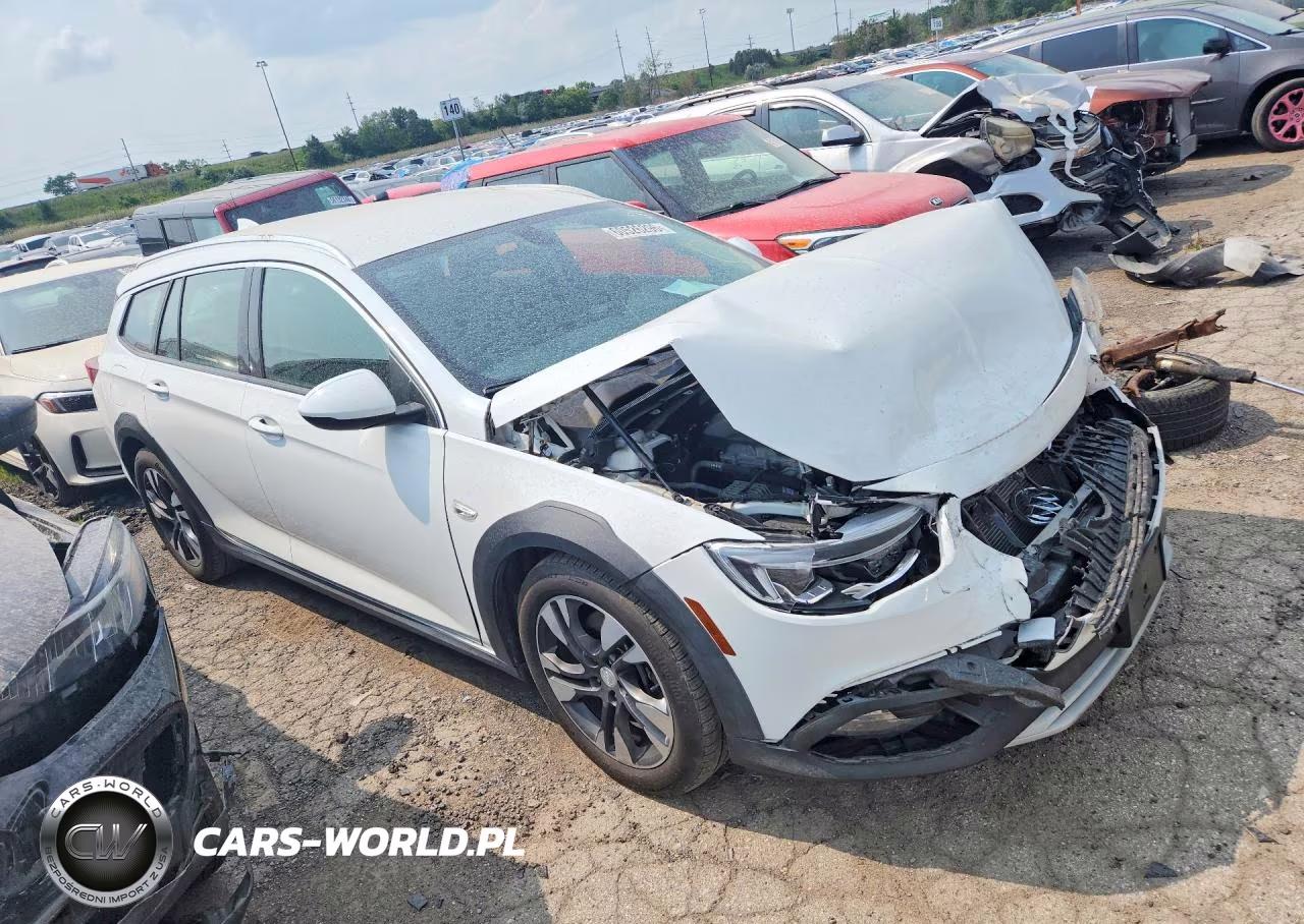 2018 Buick Regal Tourx Preferred VIN:W04GU8SX5J1090845 - 4